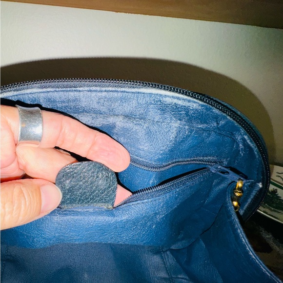 AUTHENTIC VINTAGE GUCCI Navy Monogram GG BAG 80’s W/GUCCI Dustbag Excellent Cond - Picture 11 of 14